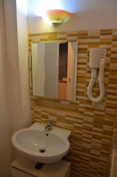 דירות סירקוזה La Casita De Ely מראה חיצוני תמונה